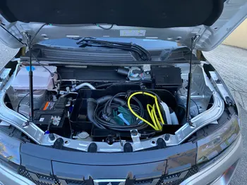 Газови Багажник за преден Капак за 2021-2024 Dacia Пружина Renault City K-ЗЕ Преоборудване на Подкрепа на Пръчки Повдигане на предния Капак Хидравлични Амортисьори на Буталото